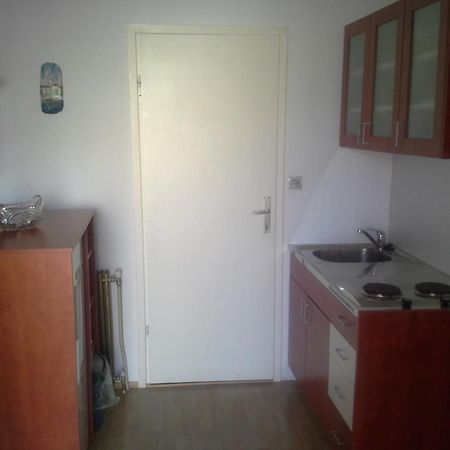 Apartments Matic Omišalj Esterno foto